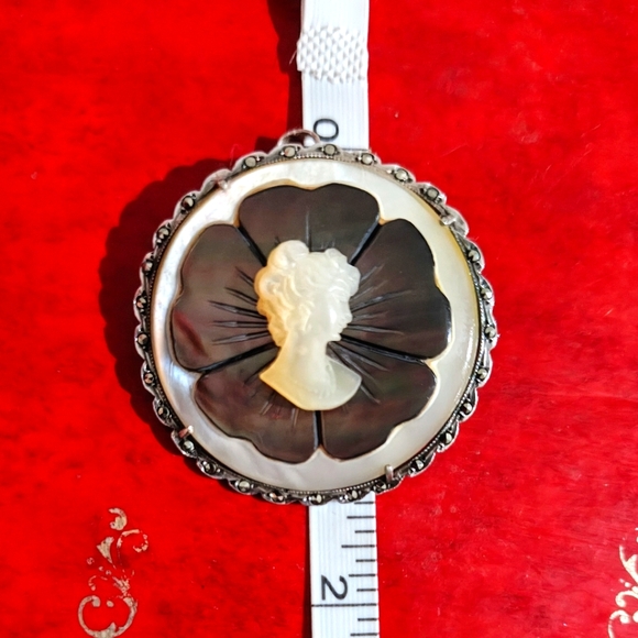 Amazing Antique 800 Silver Carved Shell Marcasite Cameo Brooch - Picture 3 of 13
